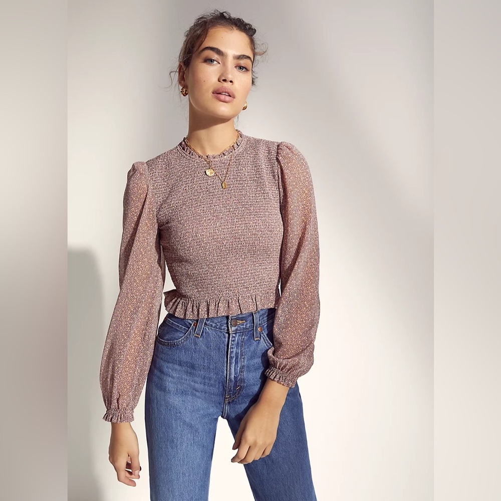 Aritzia Pink Blouse with Puff Sleeves